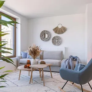 Apartment Huswell - Stylish With Terrace Near The, Ostende