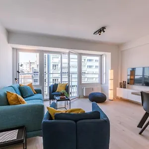 Apartment Huswell - Lovely With Lateral Sea View And Parking, Ostende